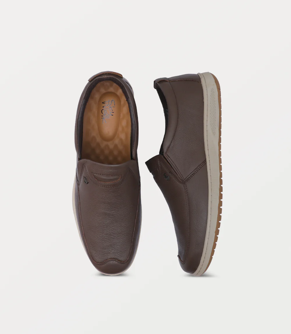 Men Slip On-BROWN - Image 4