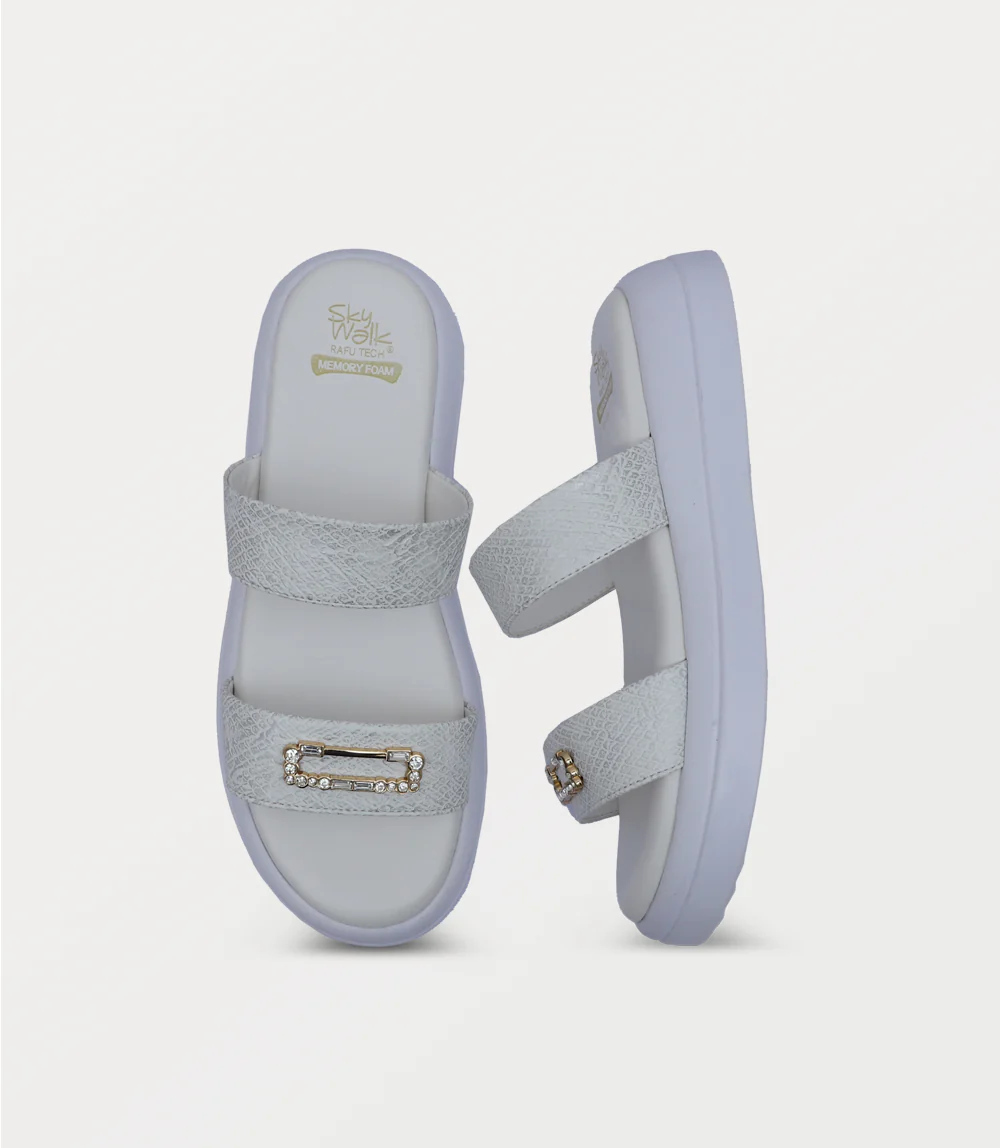 Women Comfort Slipper-WHITE - Image 4