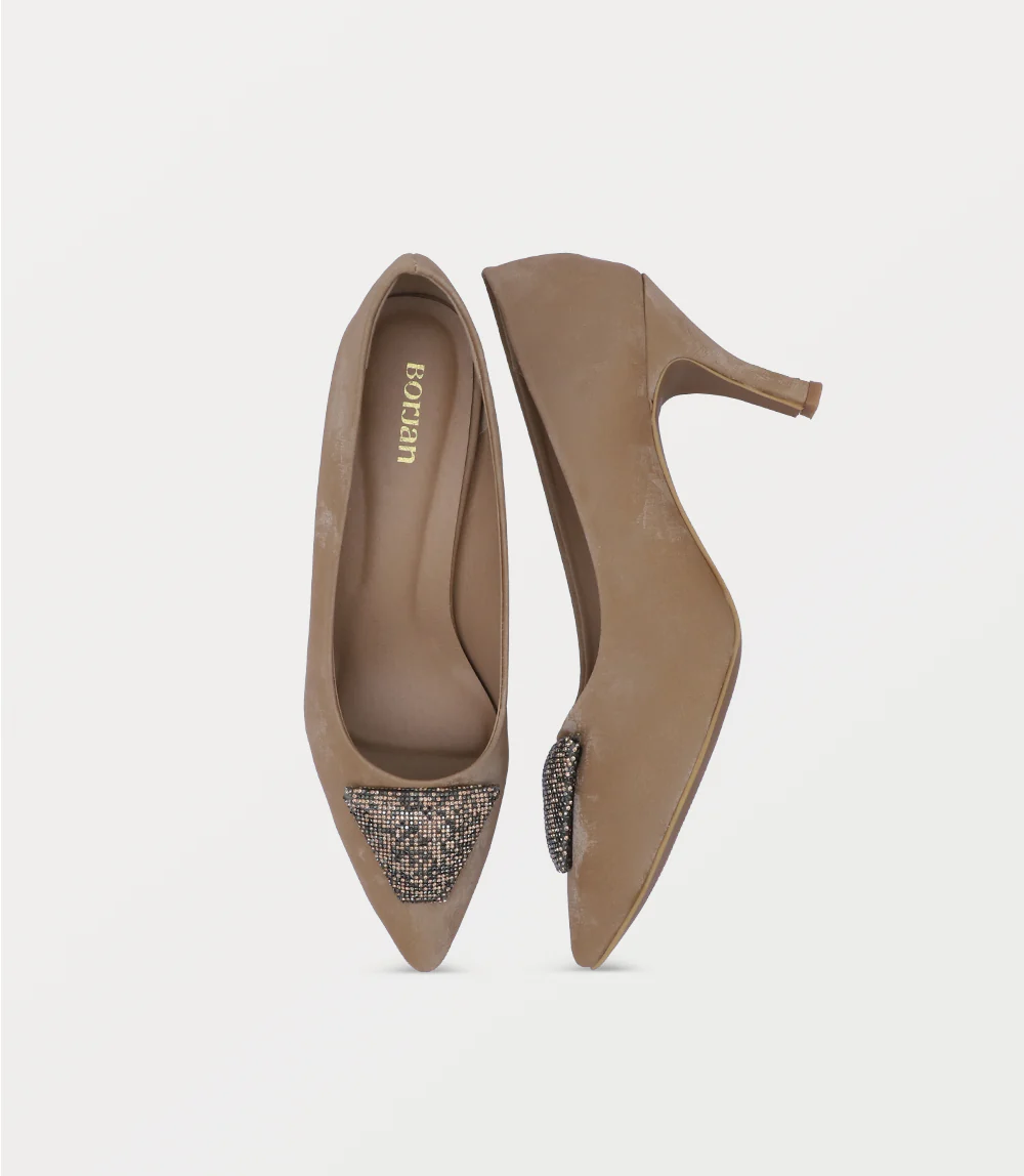 Women Court Shoes-BEIGE - Image 4