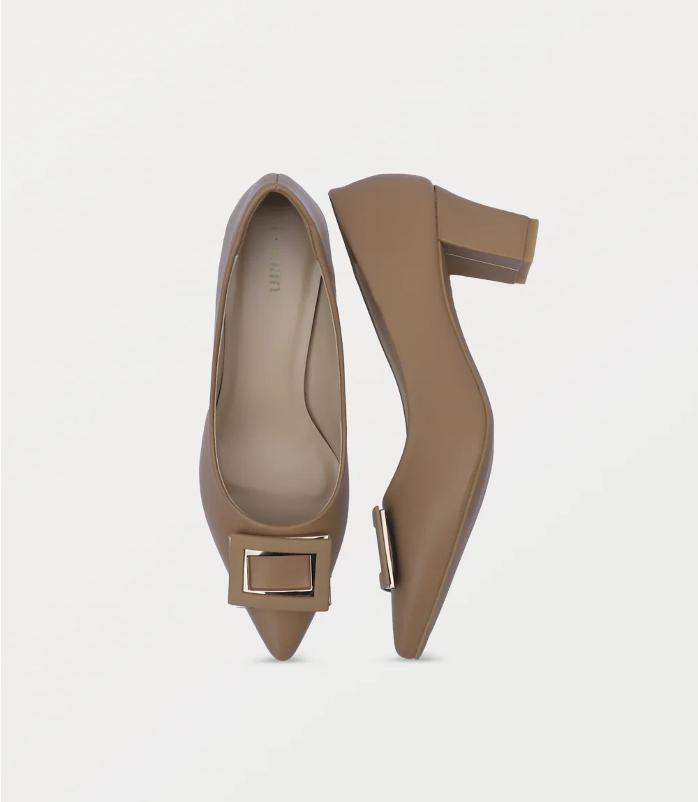 Women Court Shoes-KHAKI - Image 4