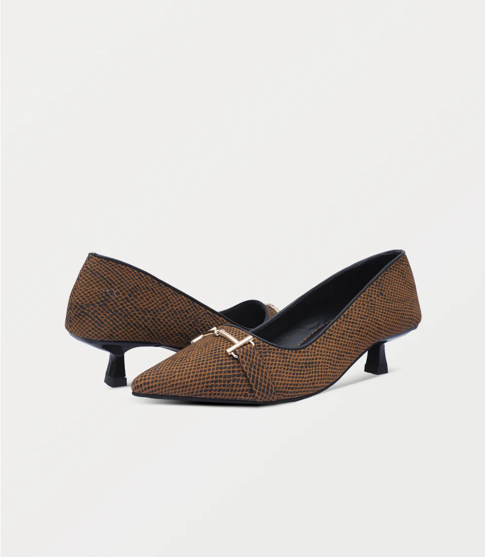 Women Court Shoes-TAN - Image 3