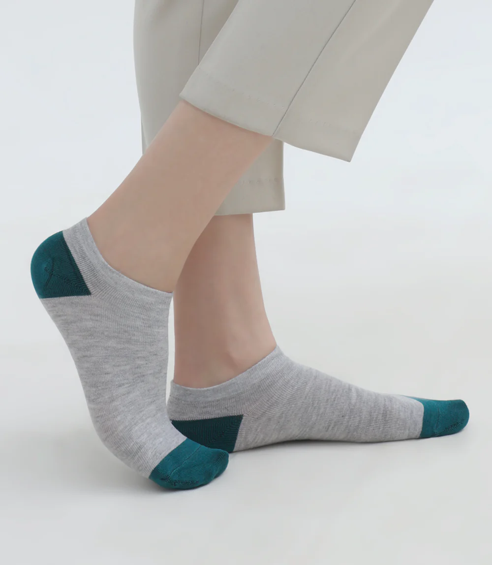 Women Socks-SEE GREEN - Image 2